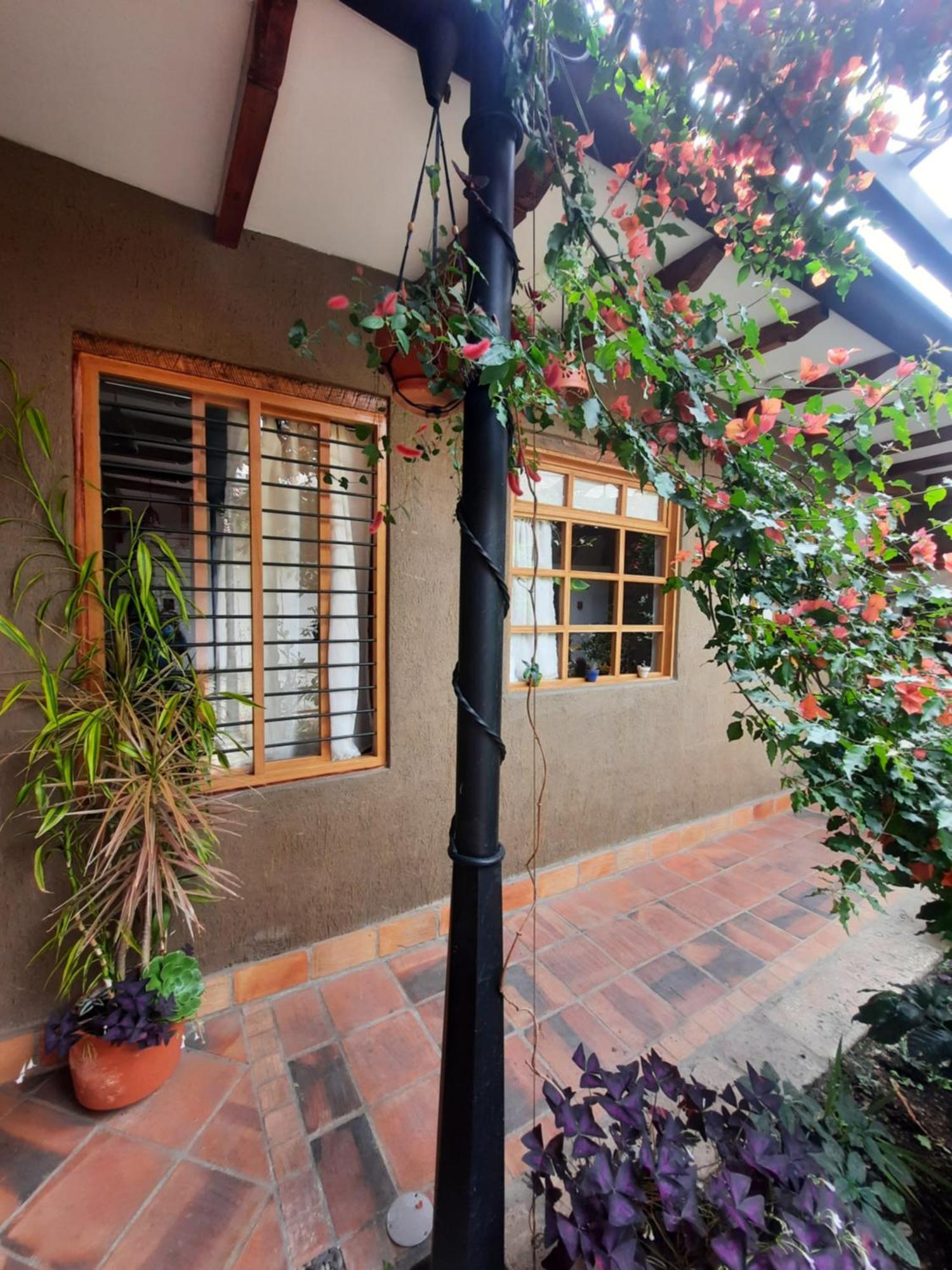 קואנקה Hostal Suite Le Fabrique מראה חיצוני תמונה